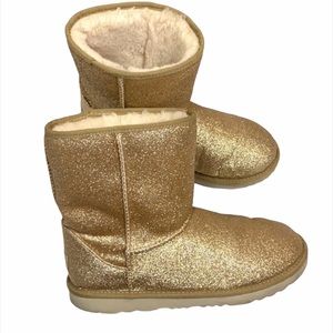 UGG Classic Short II Glitter Women’s Boots Size 6
